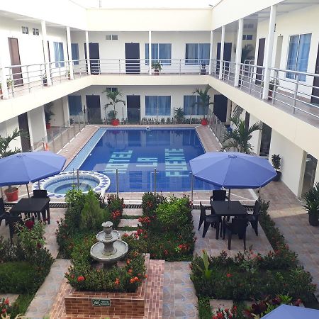 Hotel La Fuente J.N Ла-Макарена Экстерьер фото